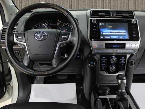 location toyota prado RIMVOYAGE